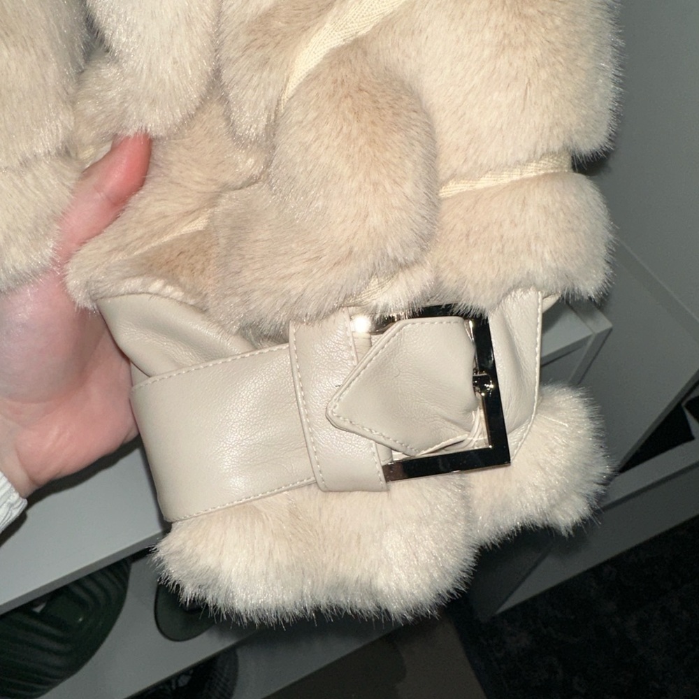 Manièr De Voir ripped plush jacket size S/M brand new - Picture 4 of 7